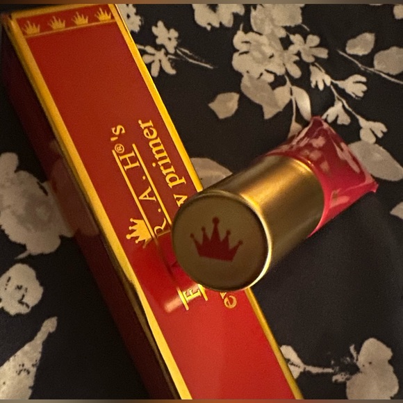 NIB~F.A.R.A.H’S Eyeshadow Primer - Picture 4 of 10